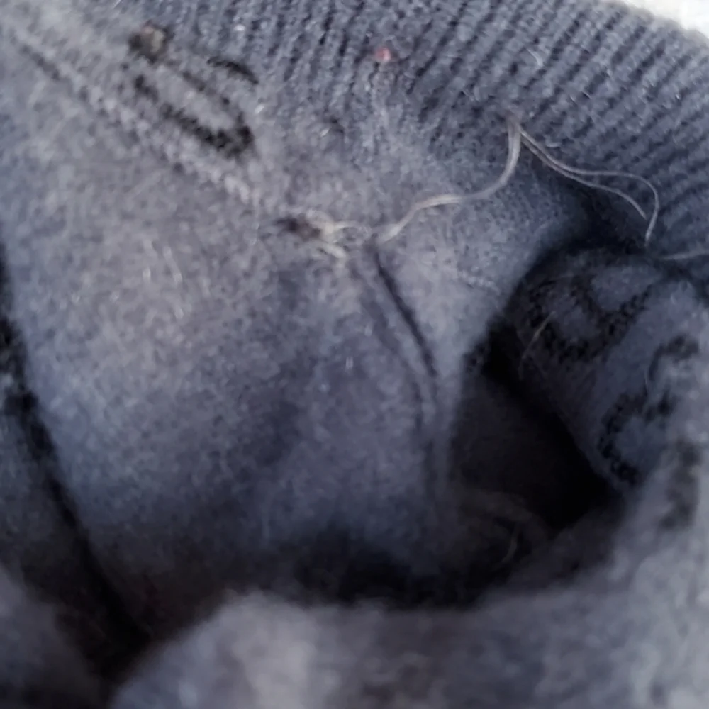 Club‎ Monaco Cashmere turtle neckL